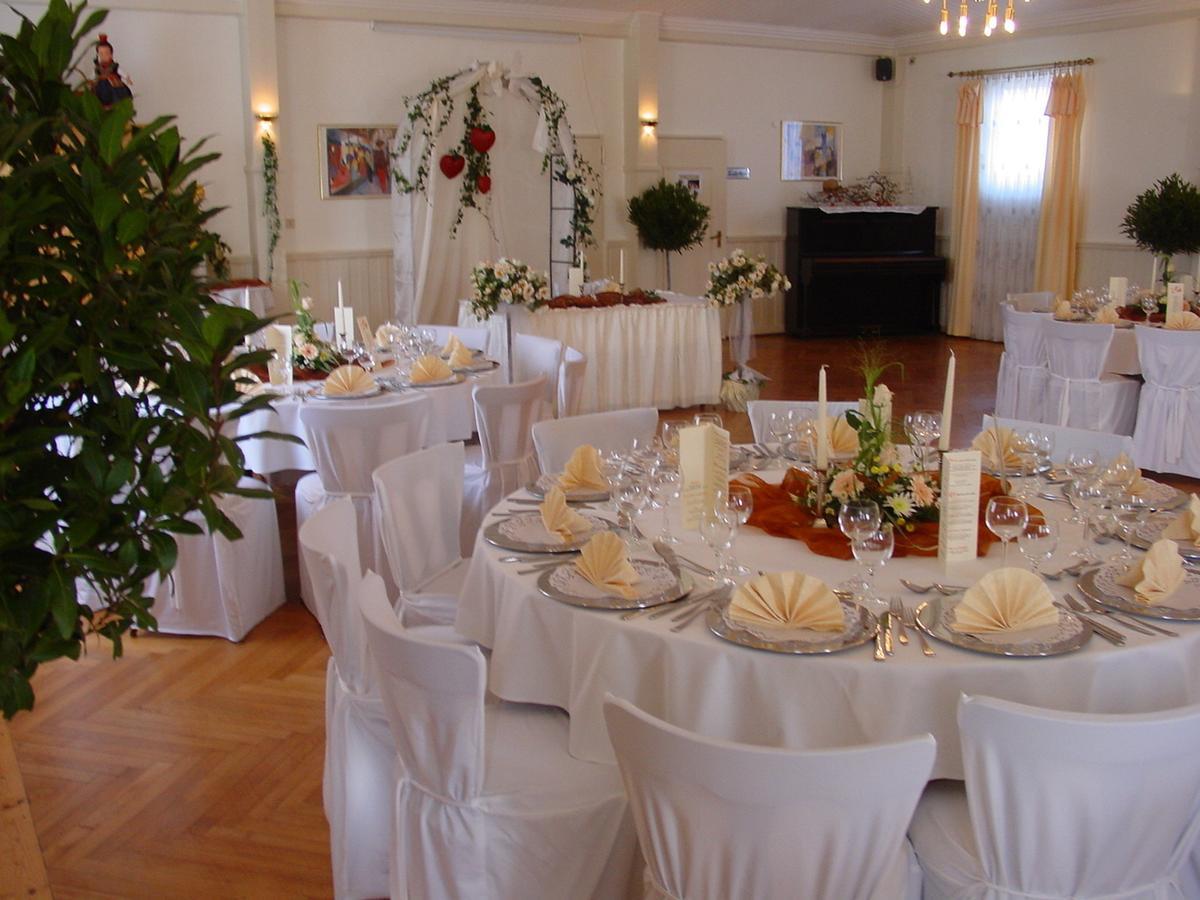 Gasthof Rockensuess Schwalmstadt Dış mekan fotoğraf